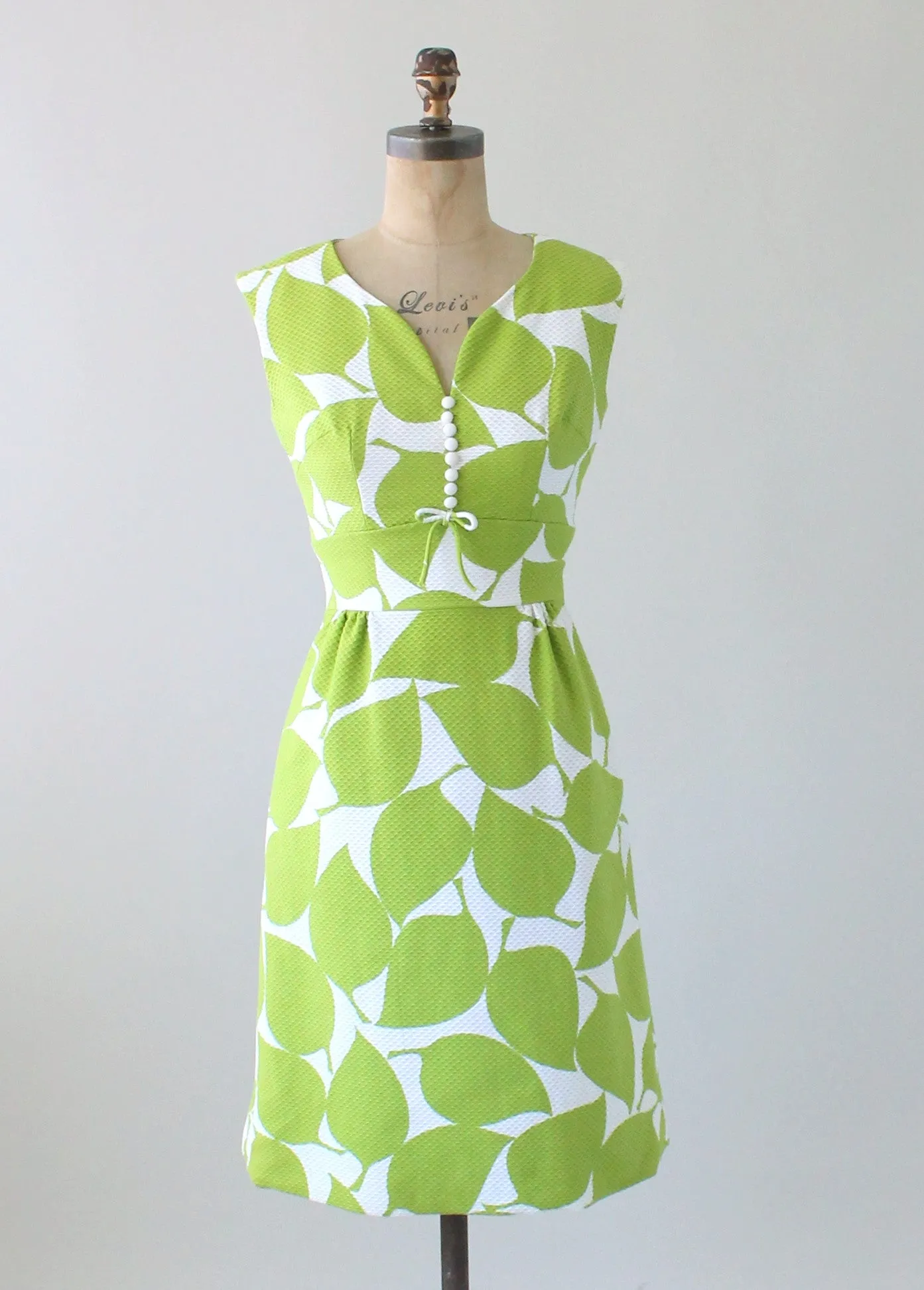 Vintage 1960s Lime Leaves Cotton Day Dress