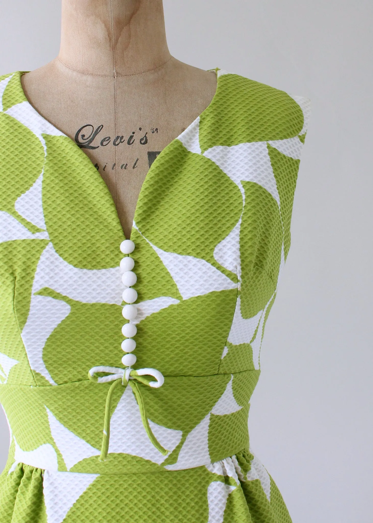 Vintage 1960s Lime Leaves Cotton Day Dress